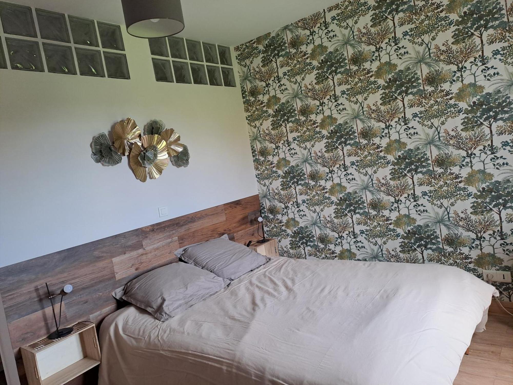 L'Ile Verte Chambre Avec Salle De Bain Privee Champagnac  Ngoại thất bức ảnh